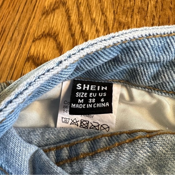SHEIN ripped jeans - Picture 7 of 7
